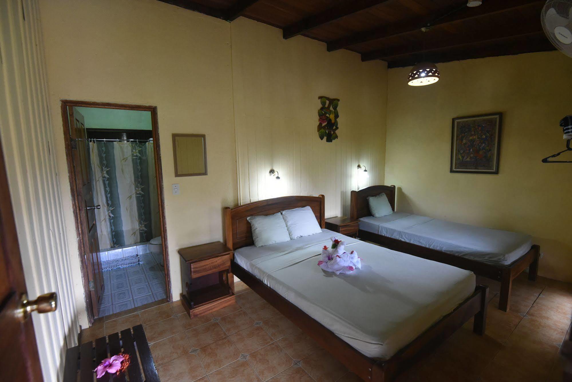 La Laguna Del Lagarto Eco-Lodge Pital  外观 照片
